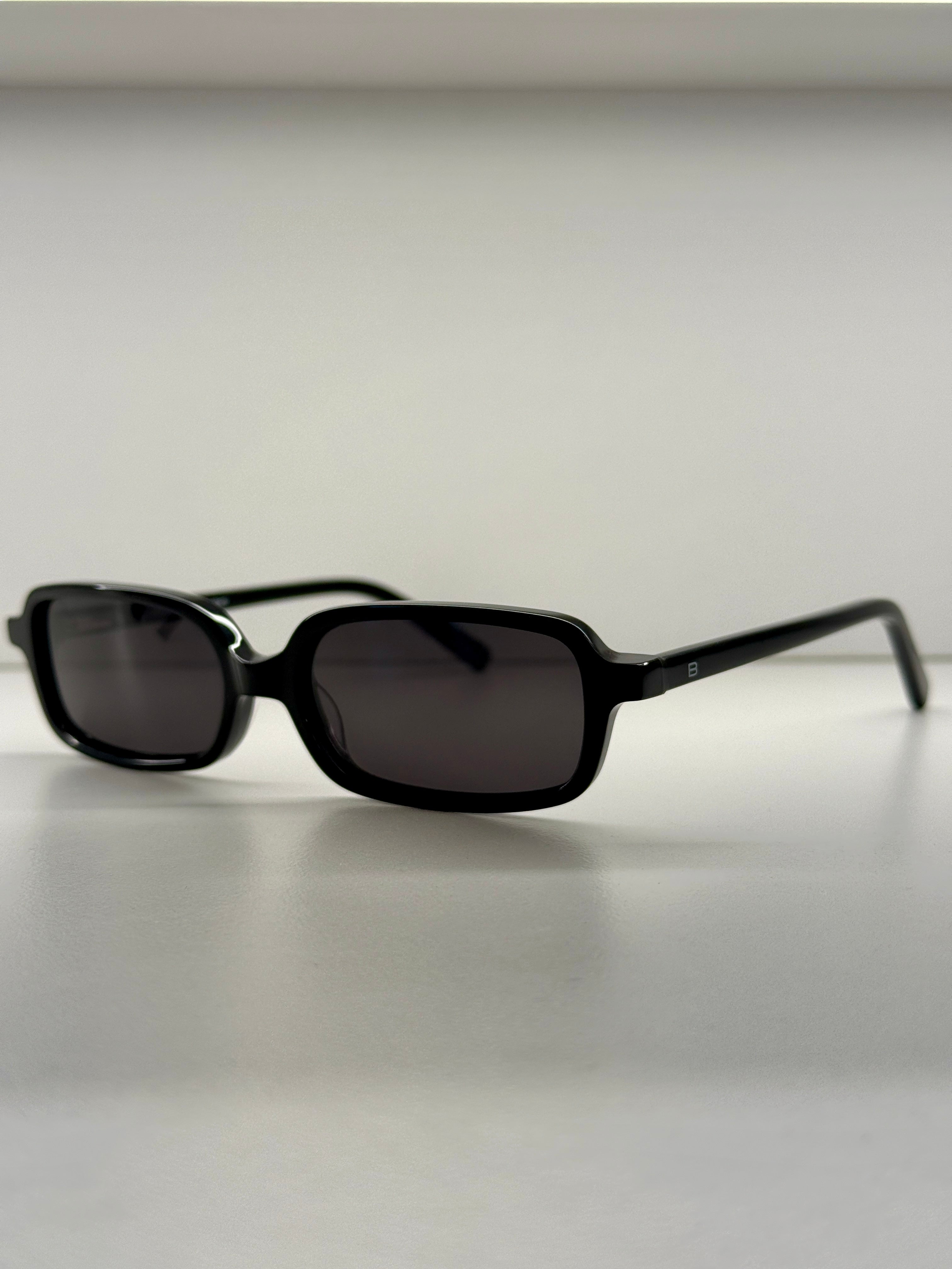 MT002