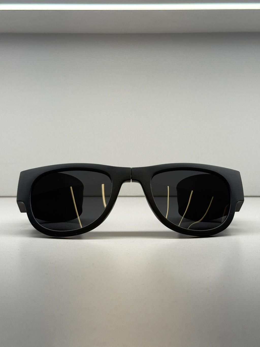 Foldable glasses