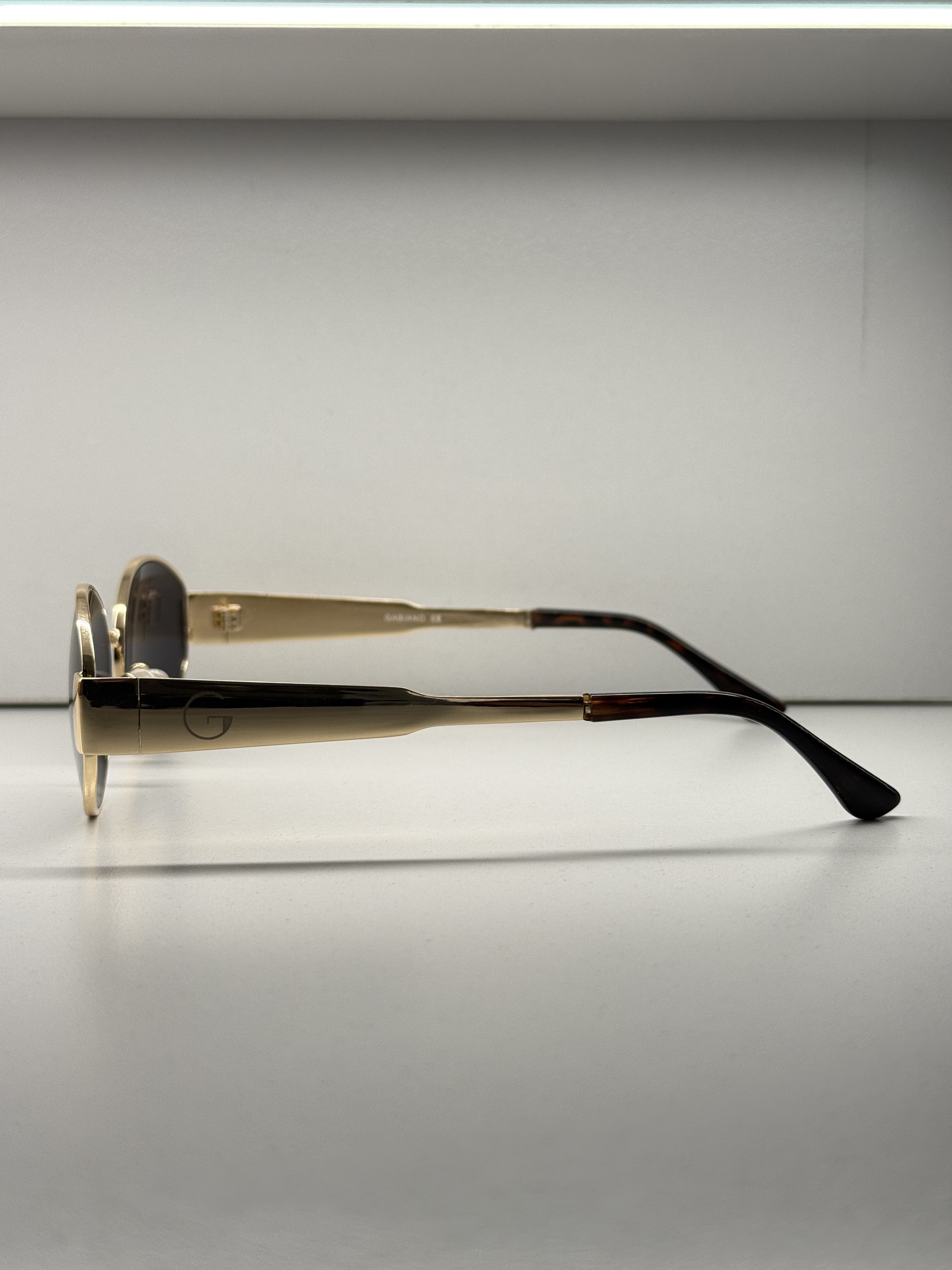 Oval sunglasses- MS52364