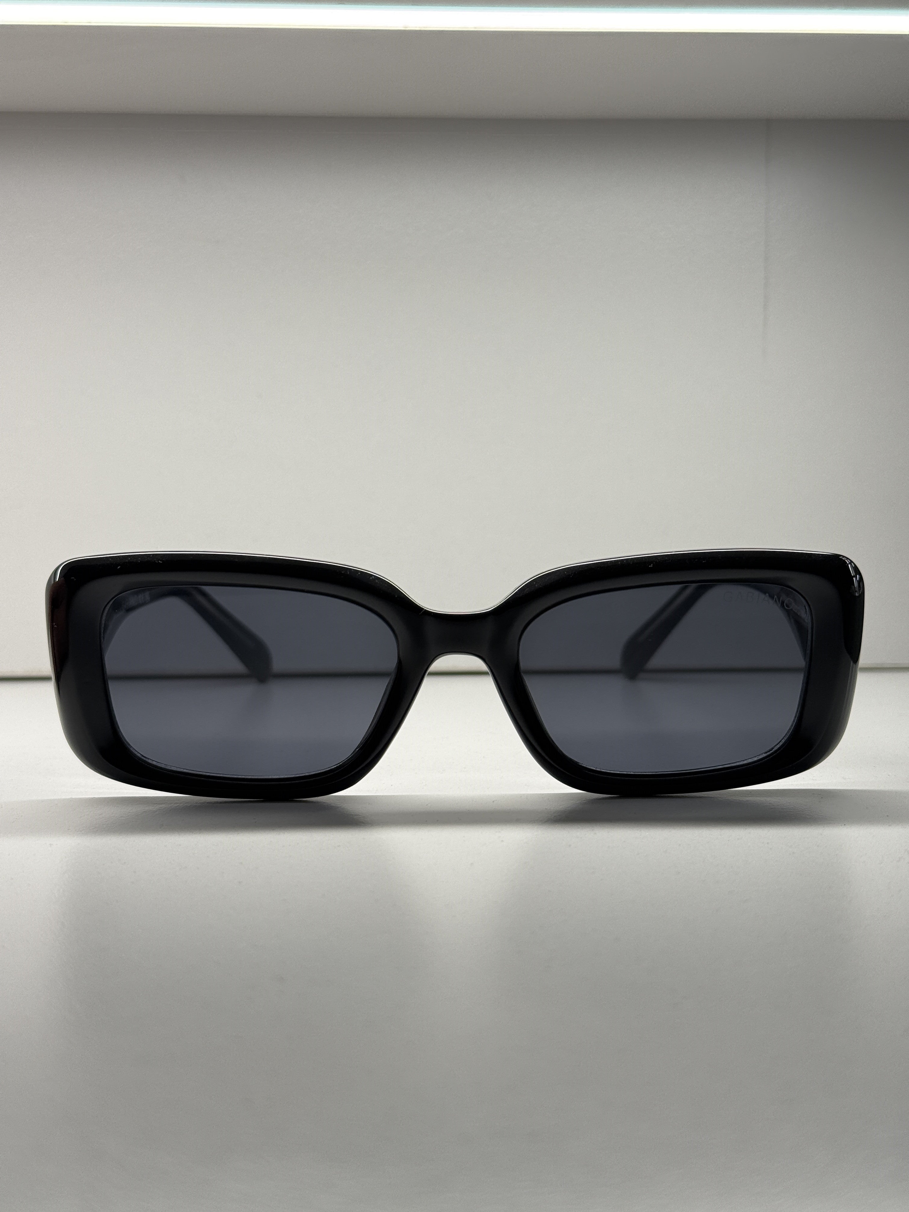 Bold sunglasses UM 8840