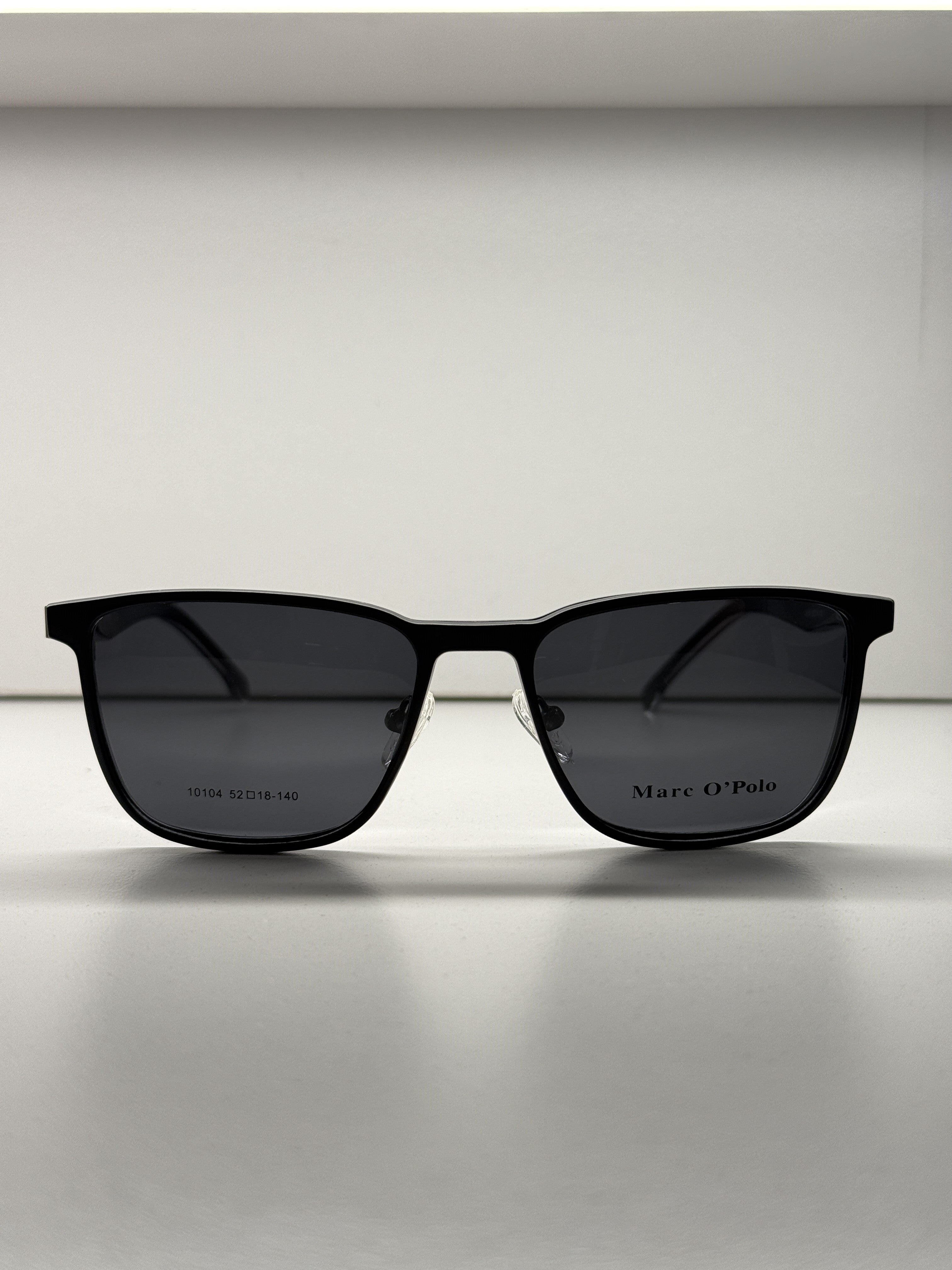 Clip-on eyeglasses-10104