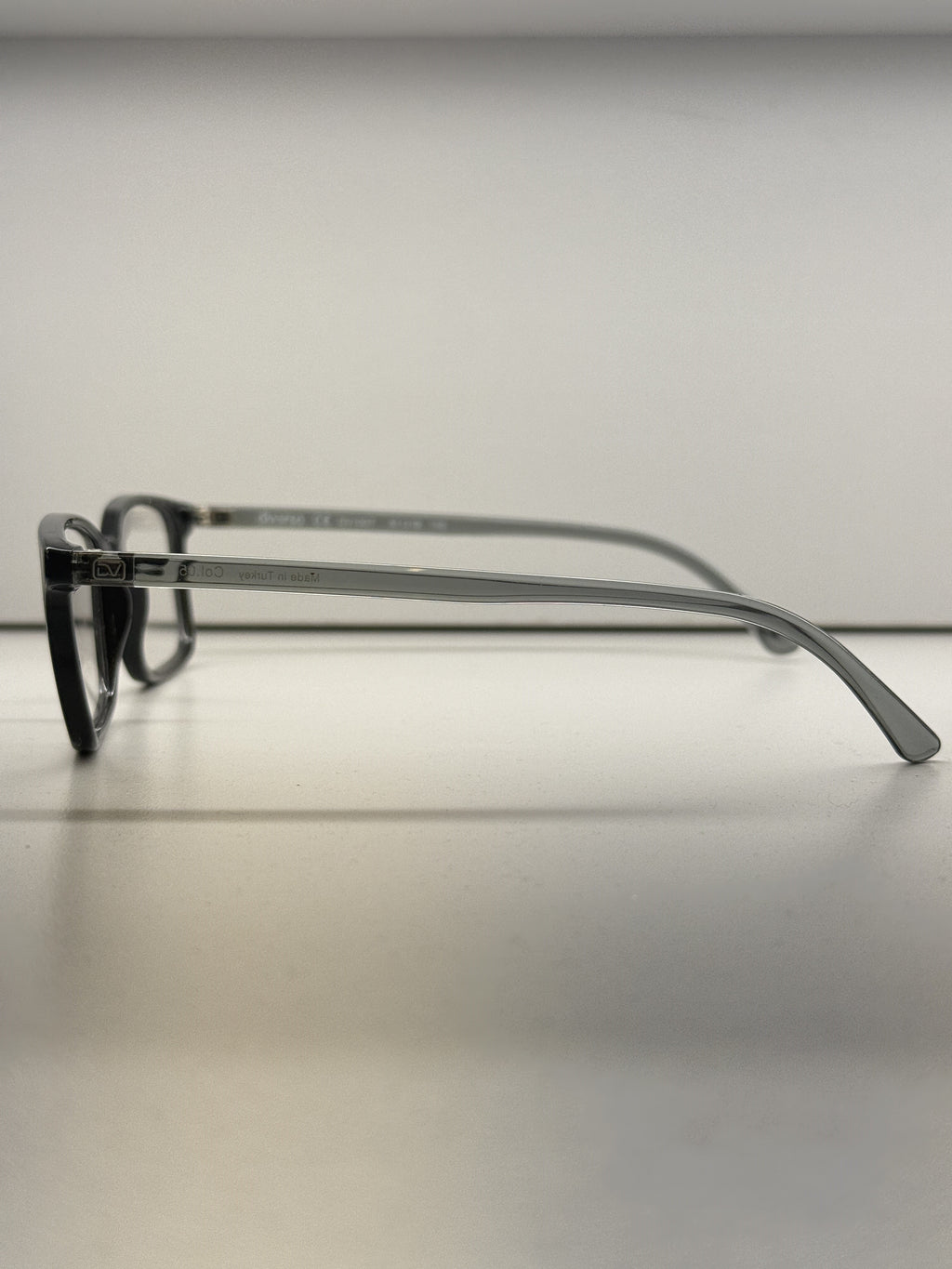 Unbreakable eyeglasses- DV 1114