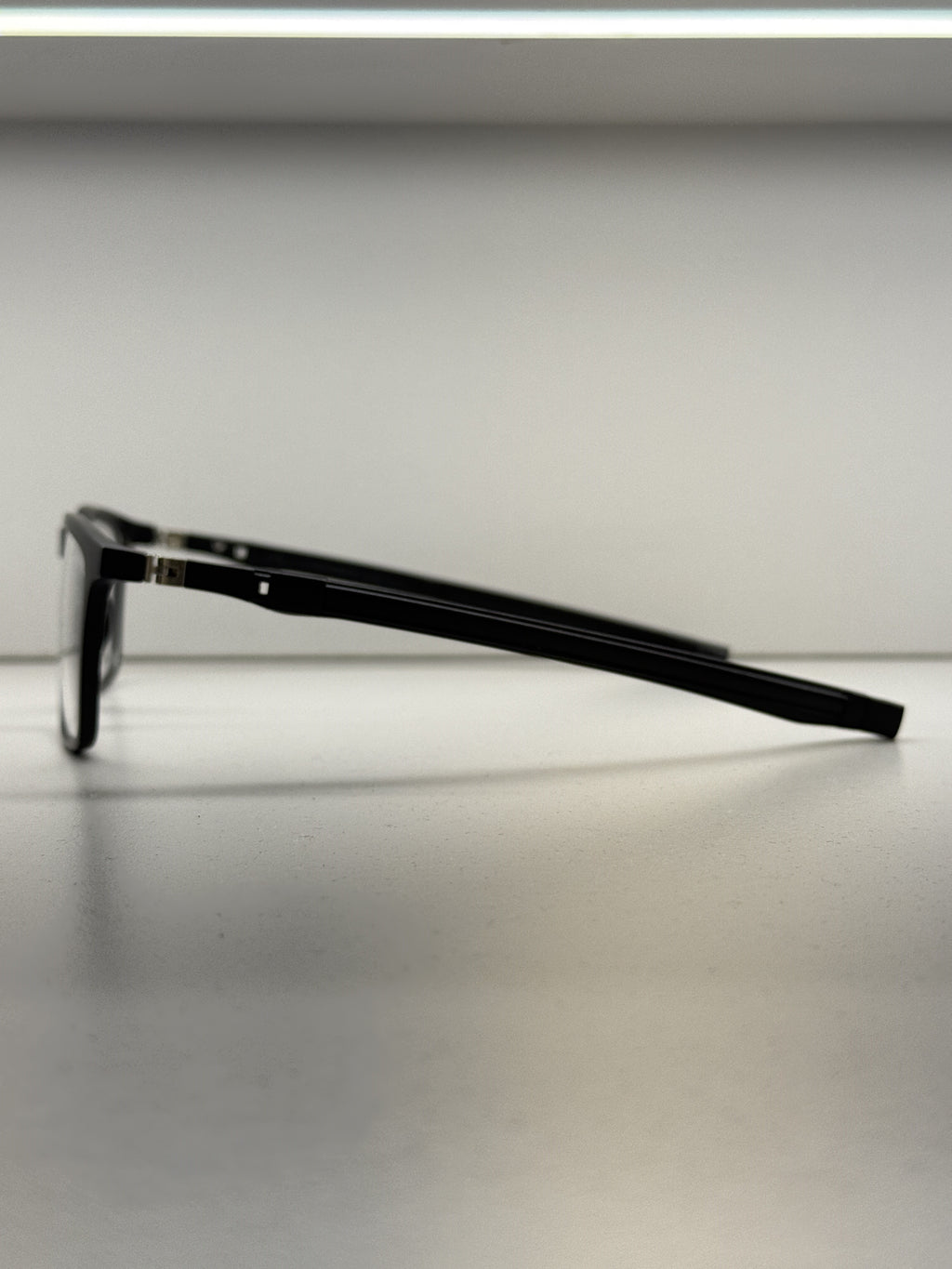 Clip-on eyeglasses with 5 clips - 2508A